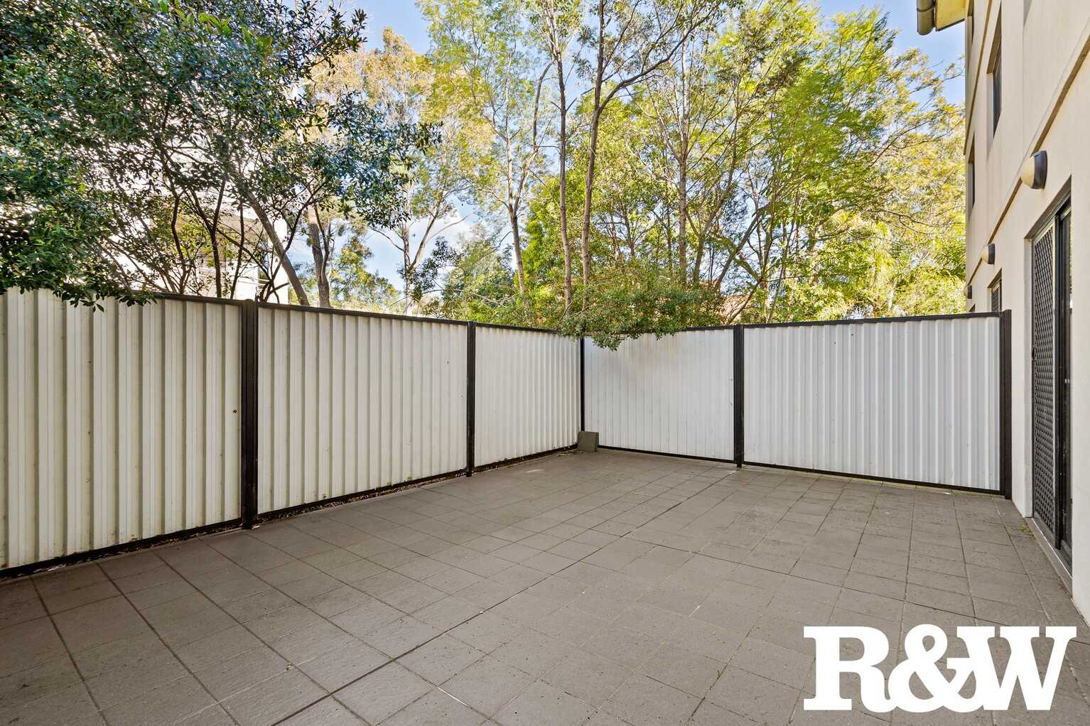 2/13-15 Lydbrook Street Westmead 2/13-15 Lydbrook Street Westmead