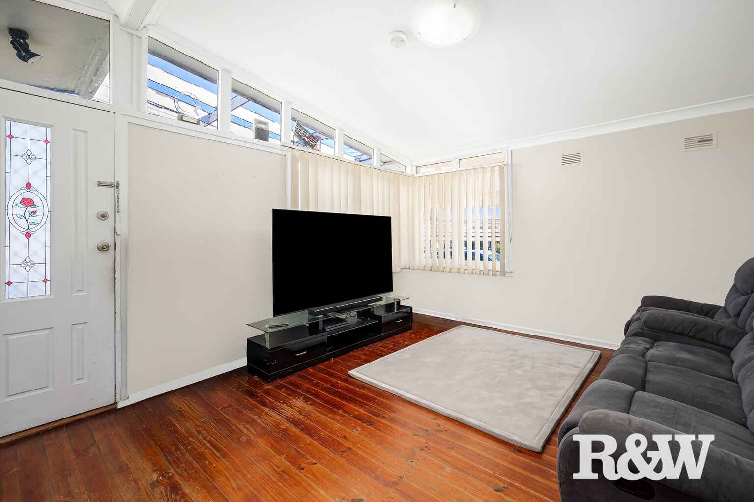 8 Hales Place Blackett 8 Hales Place Blackett