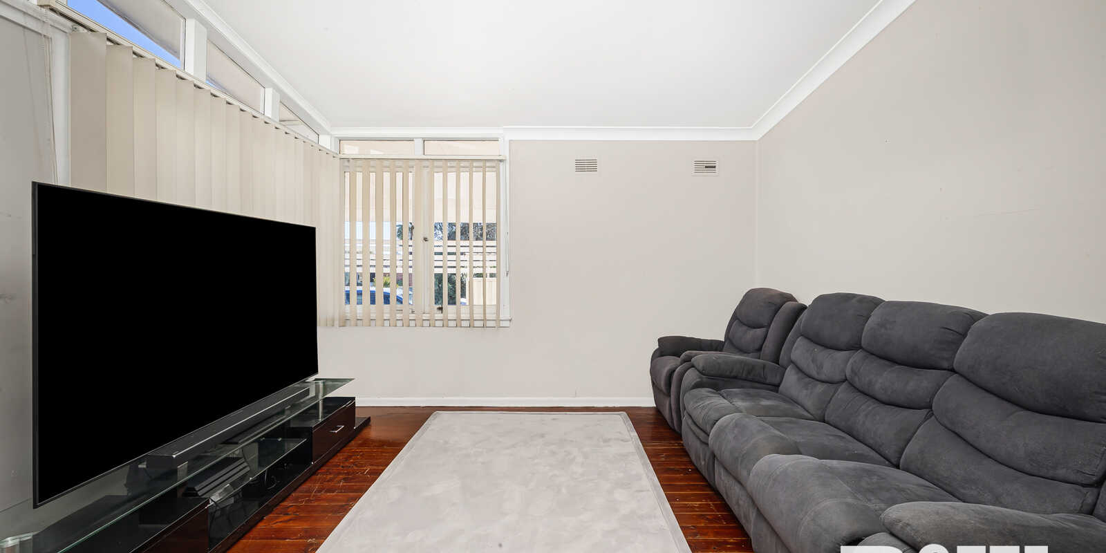 8 Hales Place Blackett 8 Hales Place Blackett