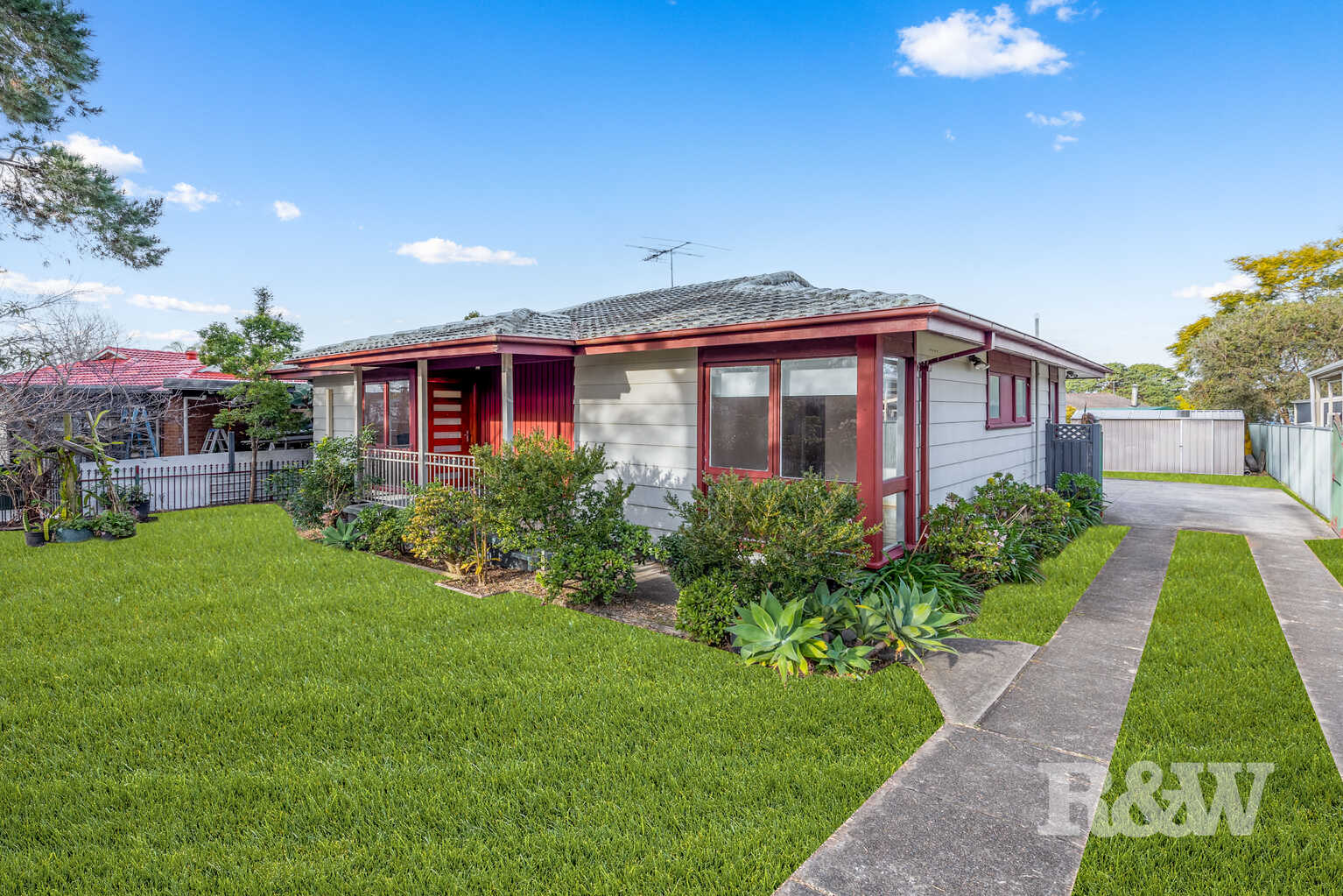3 HAKEA PLACE Macquarie Fields