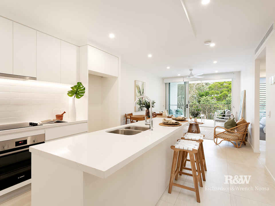 2202/57-61 Hofmann Drive Noosaville