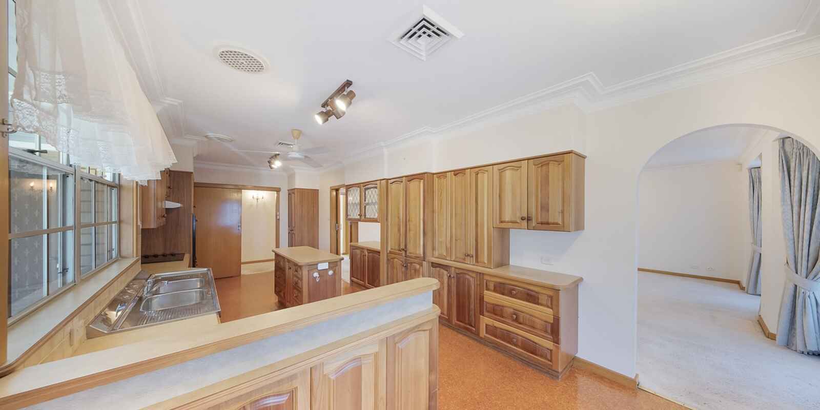 36 Madison Drive Adamstown Heights 36 Madison Drive Adamstown Heights