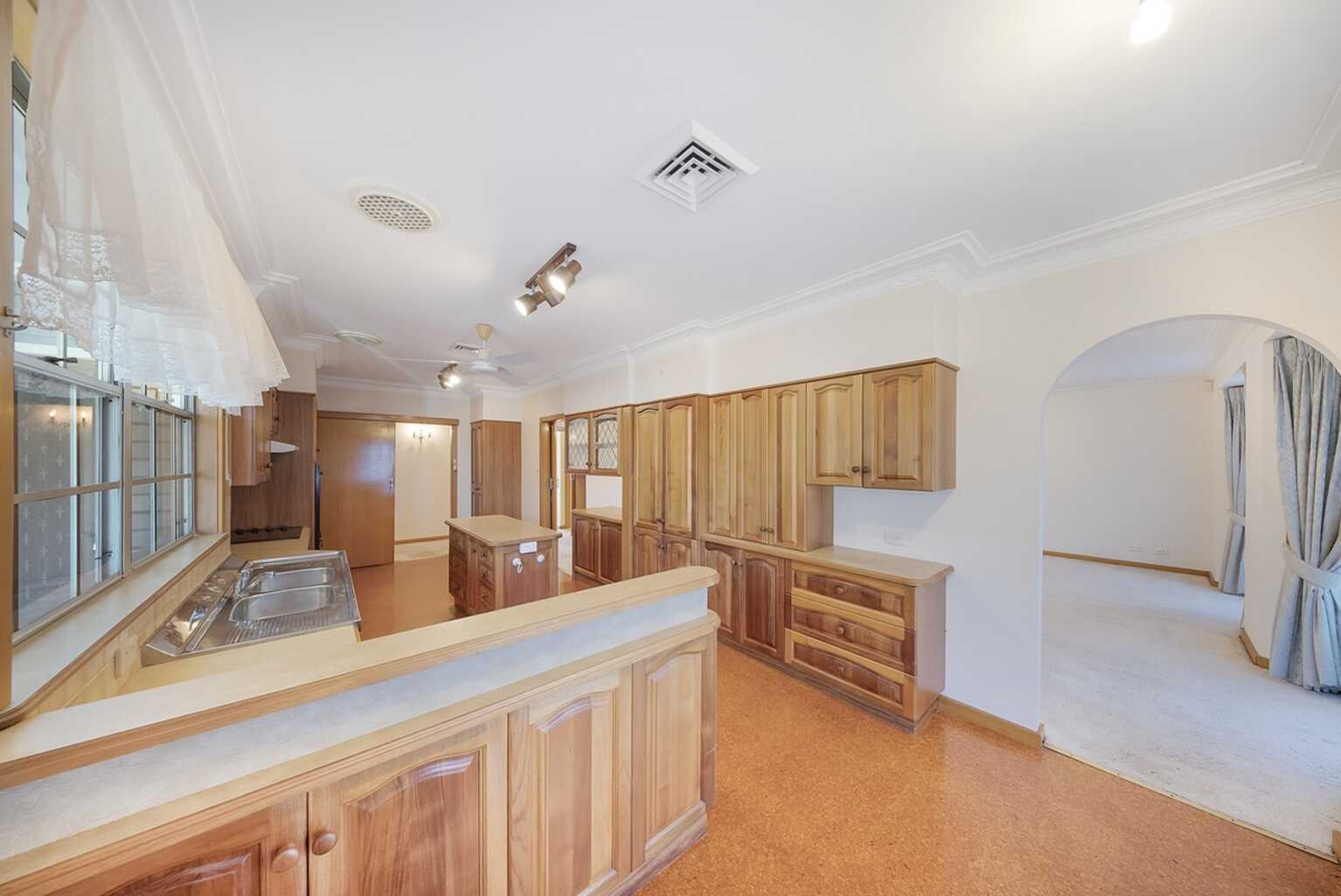 36 Madison Drive Adamstown Heights 36 Madison Drive Adamstown Heights