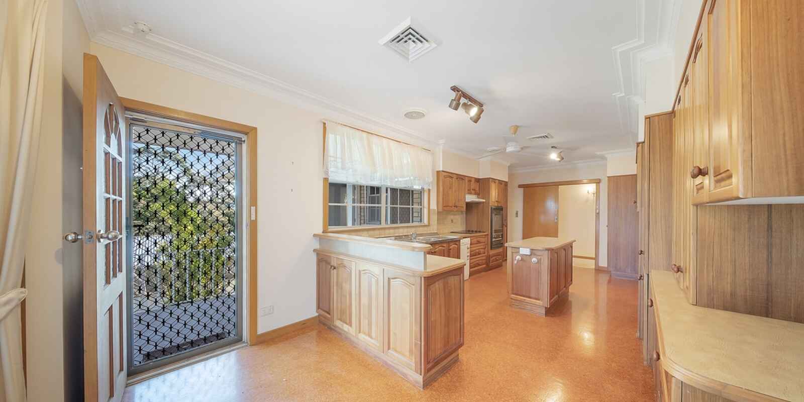 36 Madison Drive Adamstown Heights 36 Madison Drive Adamstown Heights