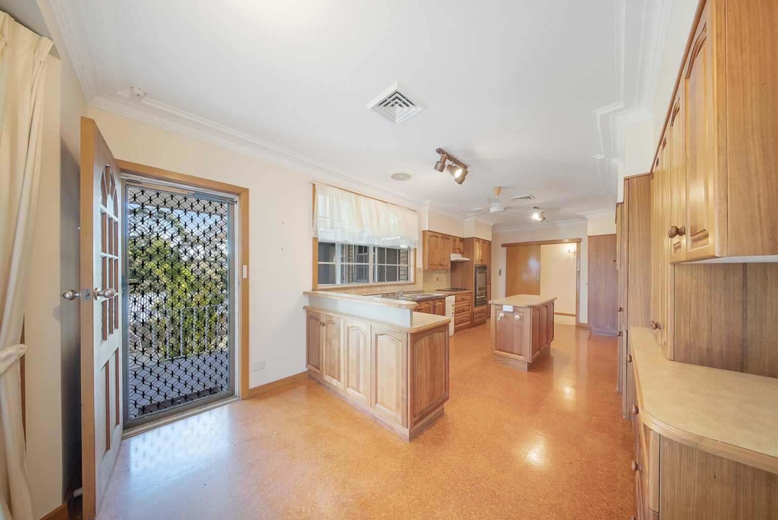 36 Madison Drive Adamstown Heights 36 Madison Drive Adamstown Heights