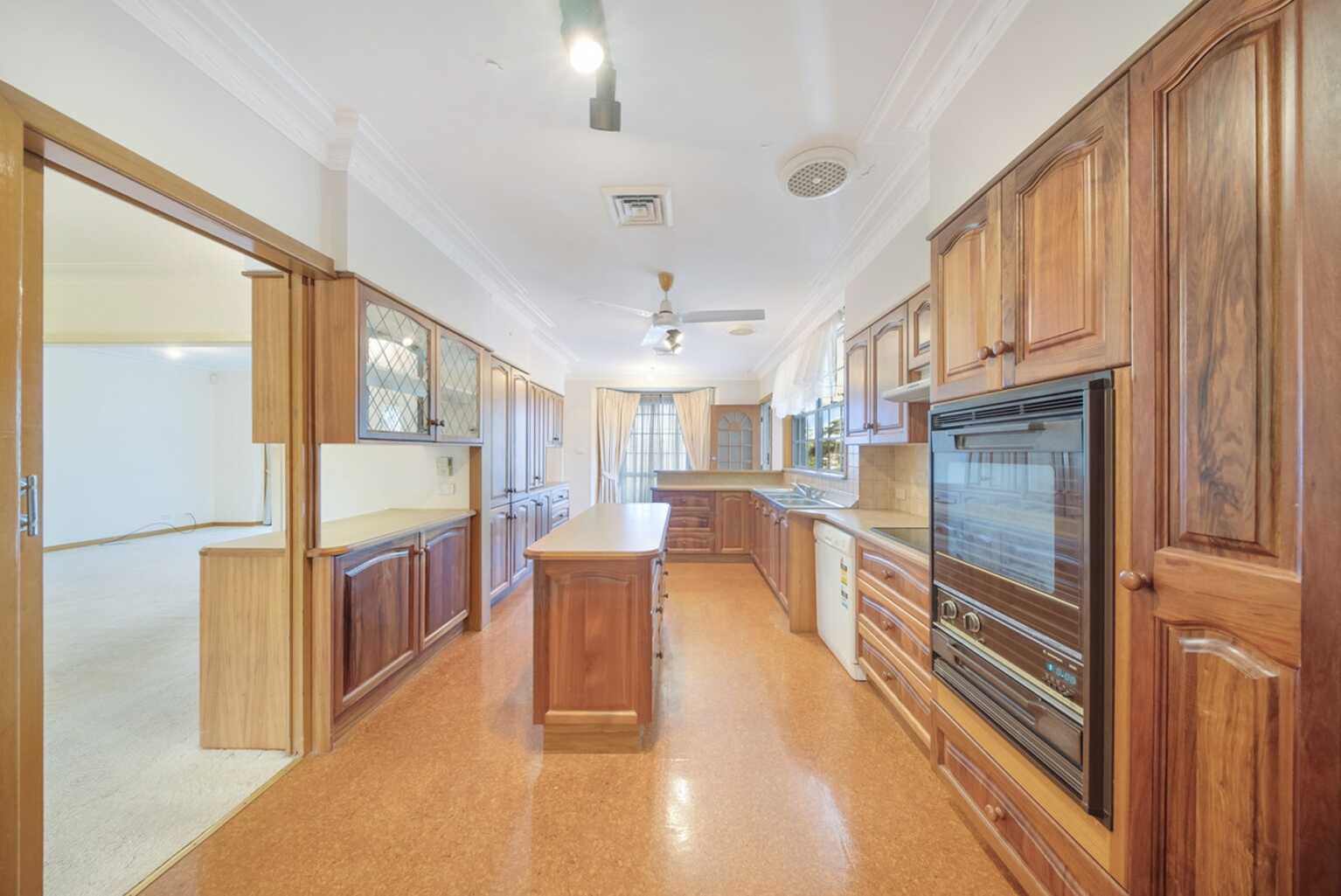36 Madison Drive Adamstown Heights 36 Madison Drive Adamstown Heights