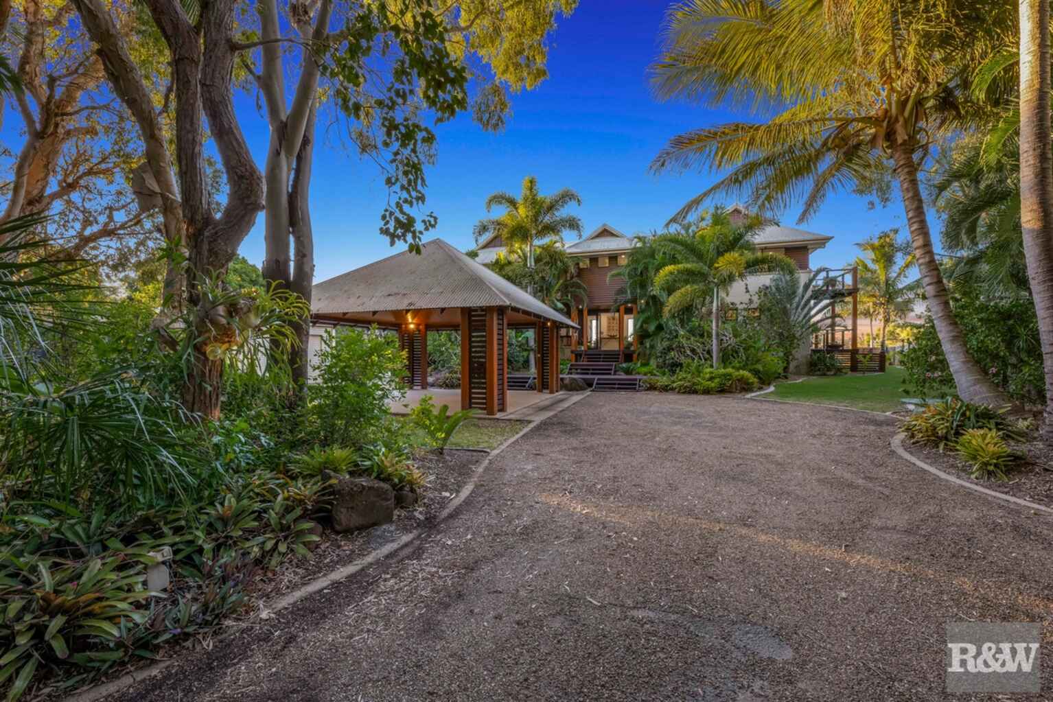 126 Sylvan Drive Moore Park Beach 126 Sylvan Drive Moore Park Beach