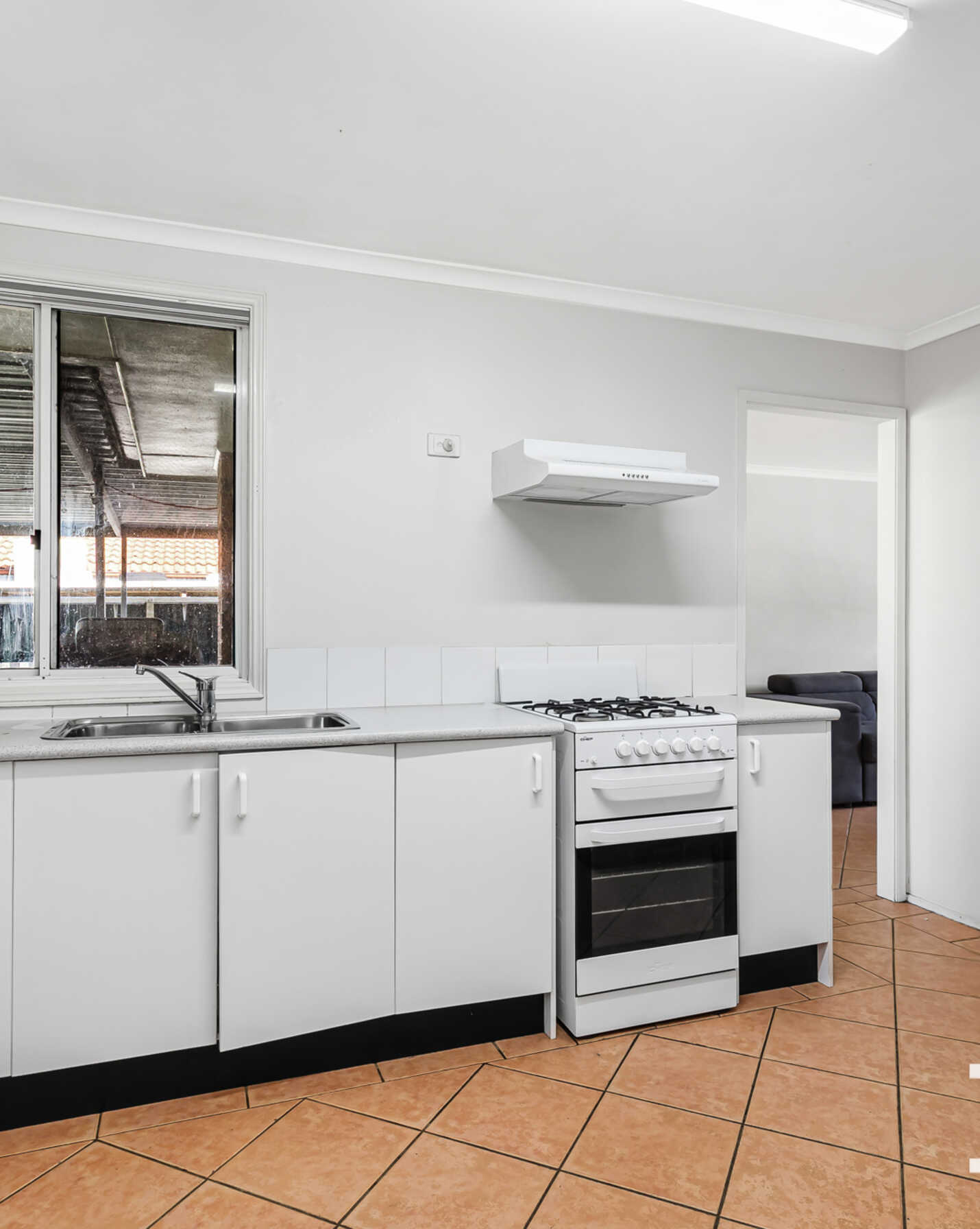7 Winsome Avenue Plumpton, Plumpton - Thumbnail 3