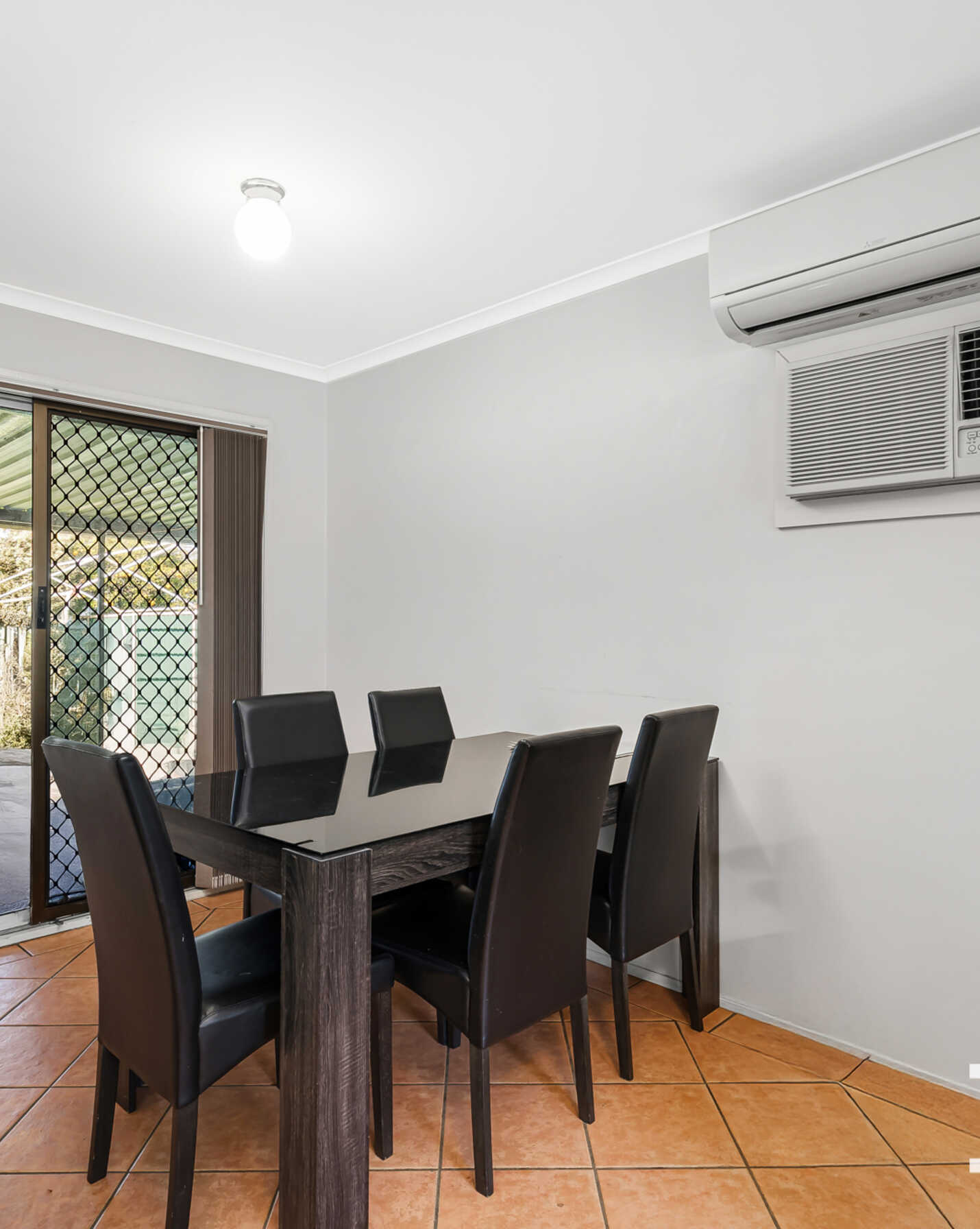 7 Winsome Avenue Plumpton, Plumpton - Thumbnail 5