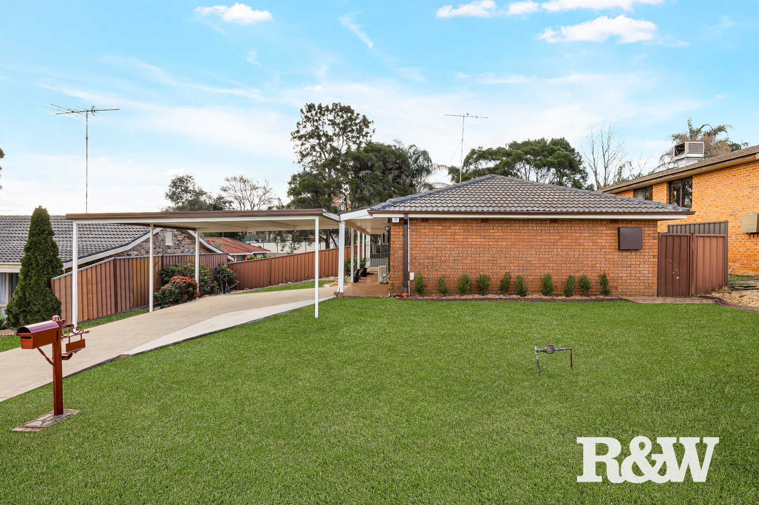 36 Explorers Way St Clair 36 Explorers Way St Clair