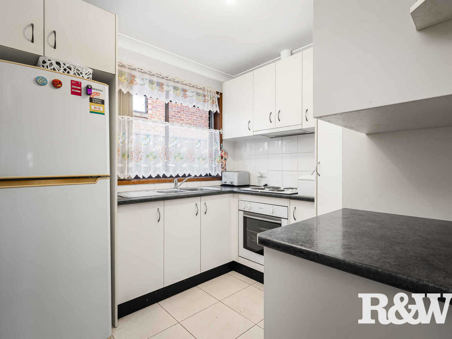 36 Explorers Way St Clair