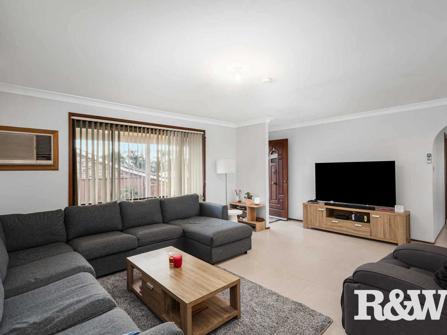 36 Explorers Way St Clair