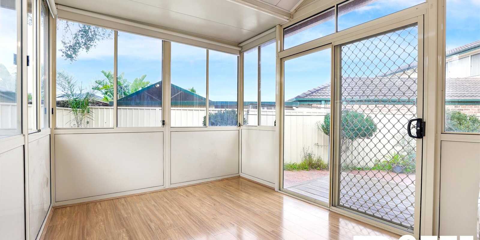 26 Timesweep Drive St Clair 26 Timesweep Drive St Clair