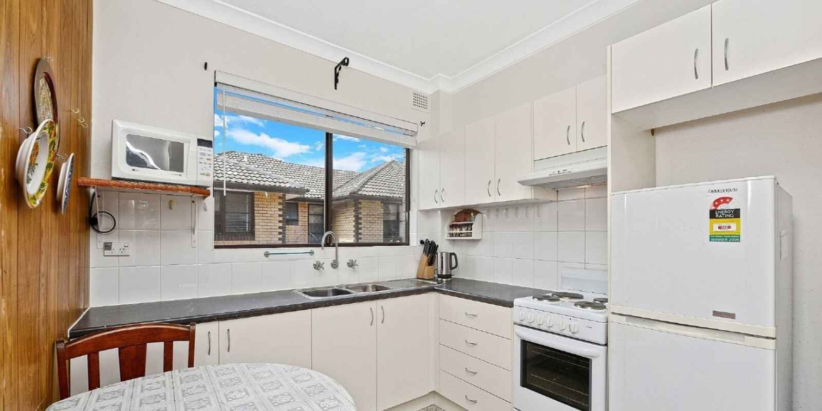 6/19-21 Perry Street Campsie