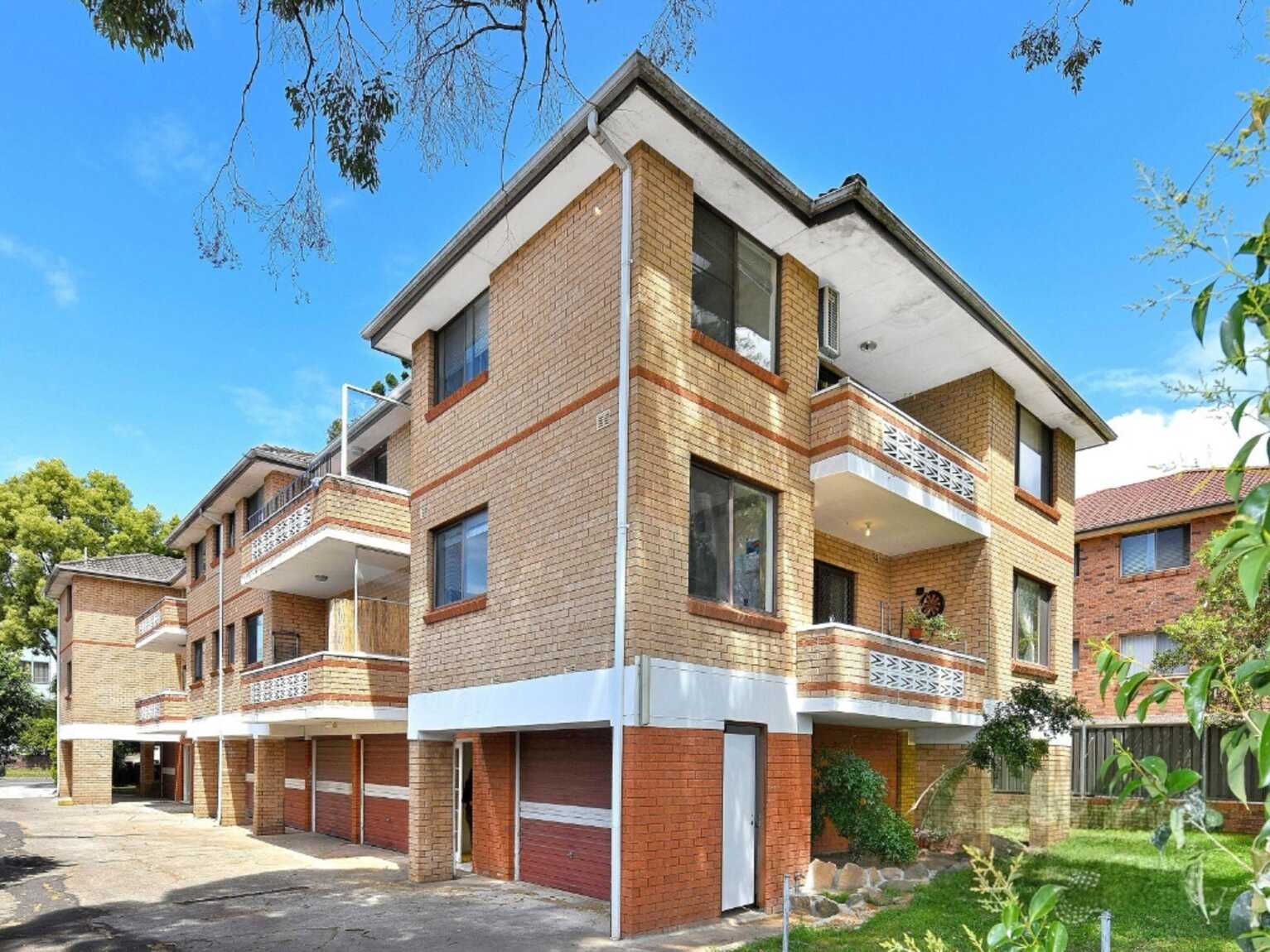 6/19-21 Perry Street Campsie