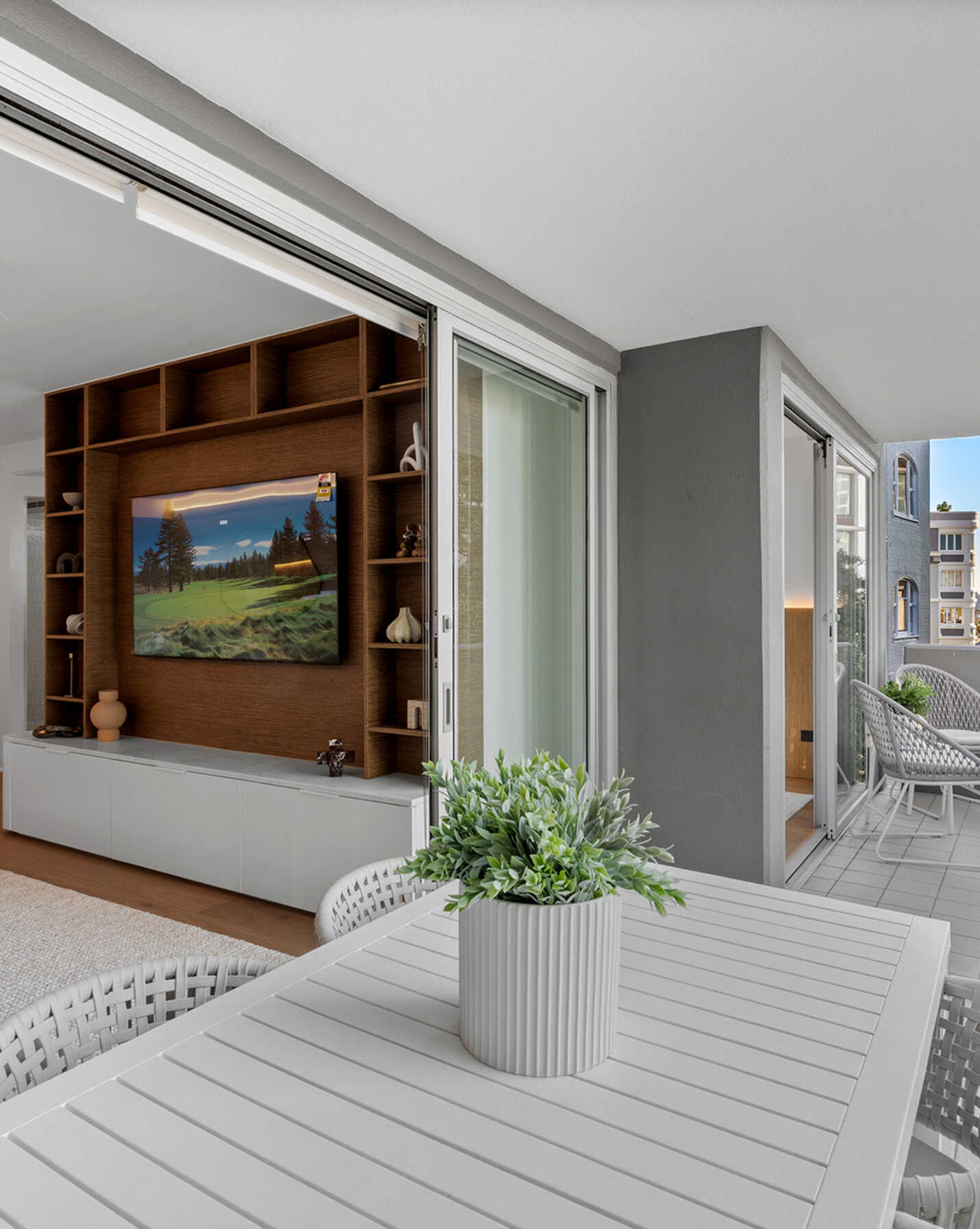 42/6 Greenknowe Avenue Elizabeth Bay, Bay - Thumbnail 2