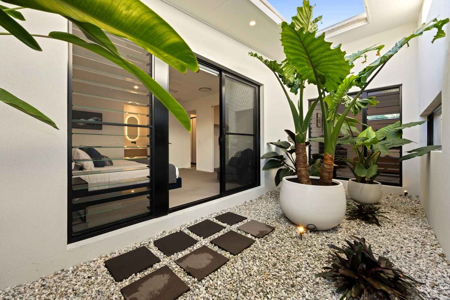 11 Vantage Drive Yaroomba 11 Vantage Drive Yaroomba