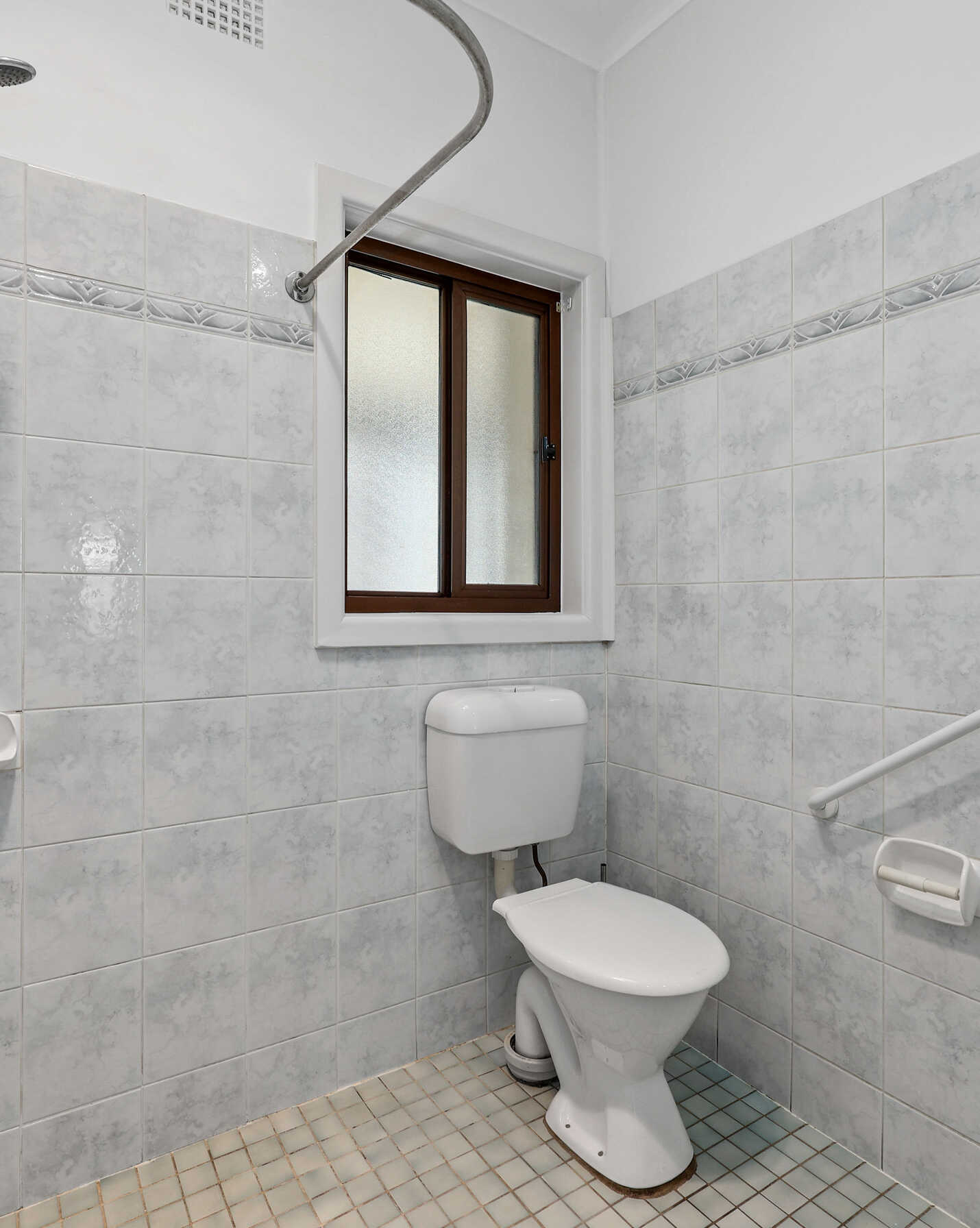 13 YENNORA STREET Campbelltown, Campbelltown - Thumbnail 8