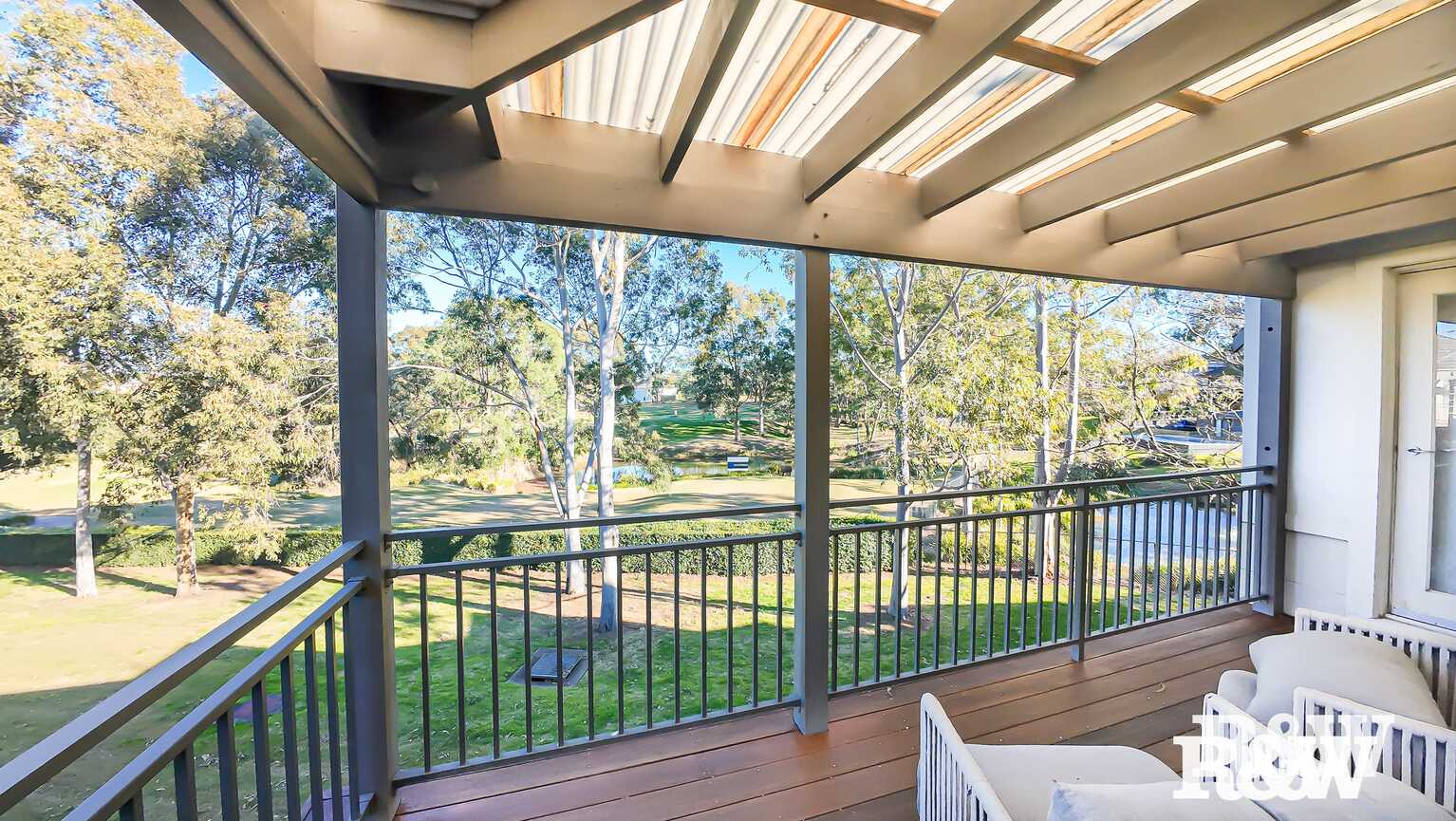 13 JANE JARVIS WAY Macquarie Links 13 JANE JARVIS WAY Macquarie Links