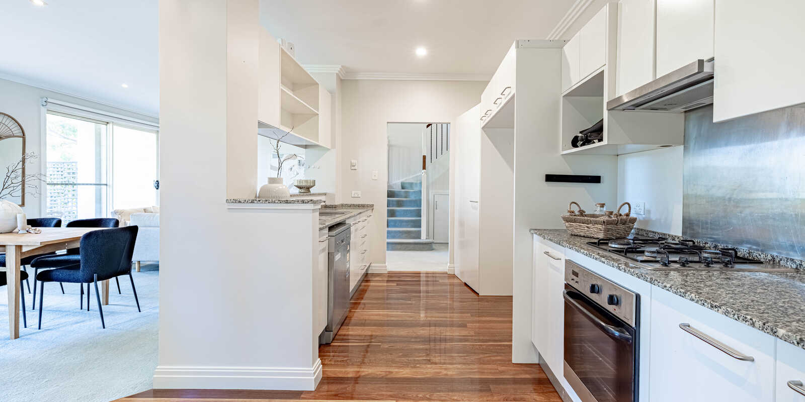 13 JANE JARVIS WAY Macquarie Links 13 JANE JARVIS WAY Macquarie Links