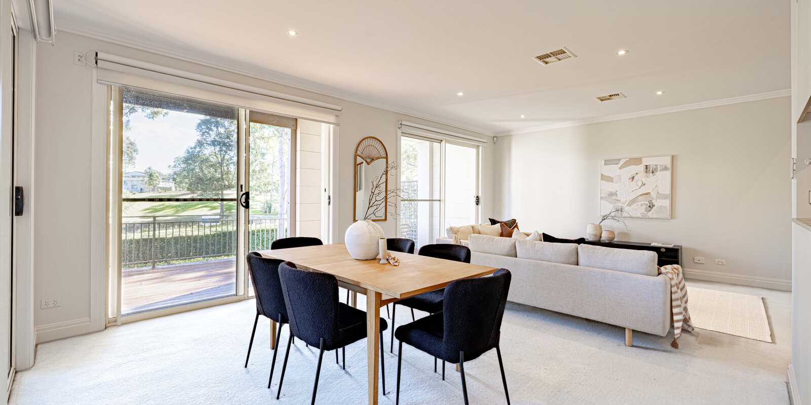 13 JANE JARVIS WAY Macquarie Links 13 JANE JARVIS WAY Macquarie Links