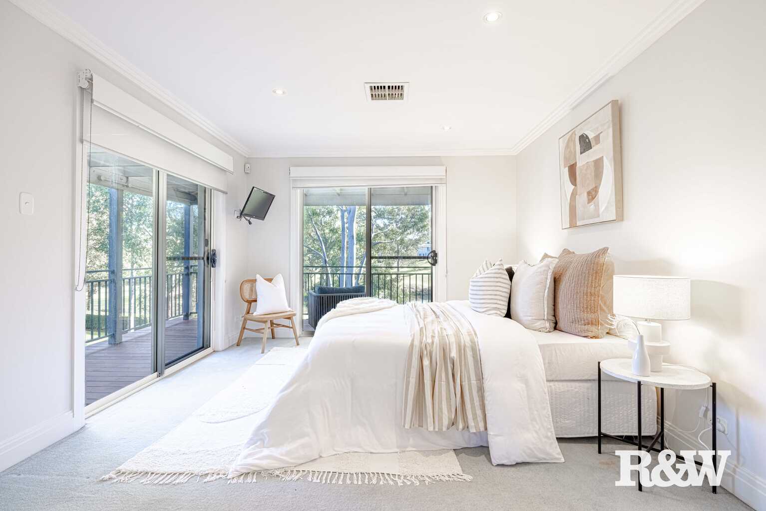 13 JANE JARVIS WAY Macquarie Links 13 JANE JARVIS WAY Macquarie Links