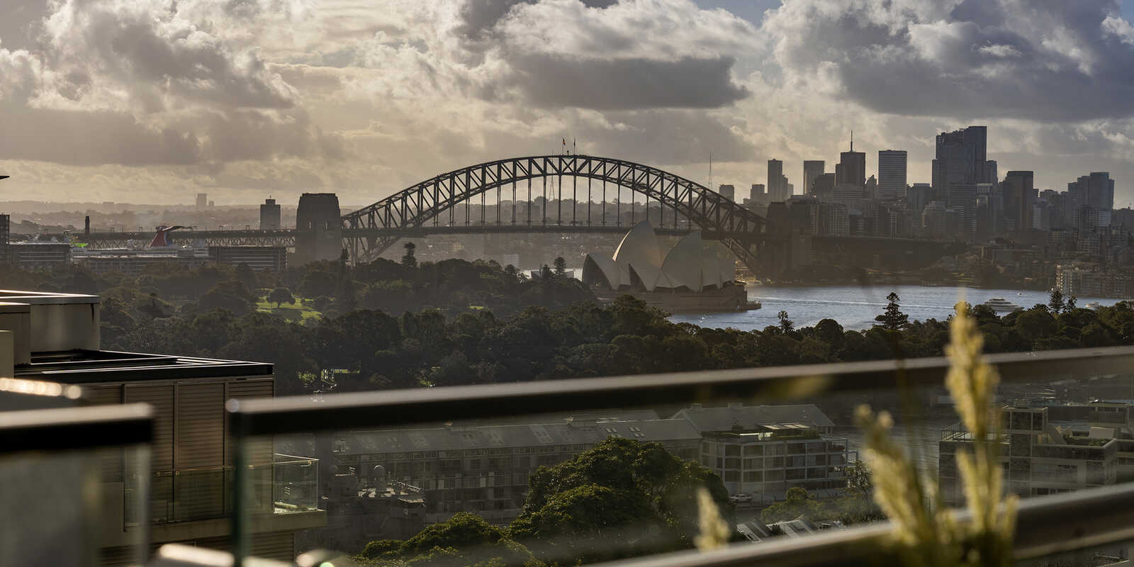 901/81 Macleay Street Potts Point 901/81 Macleay Street Potts Point