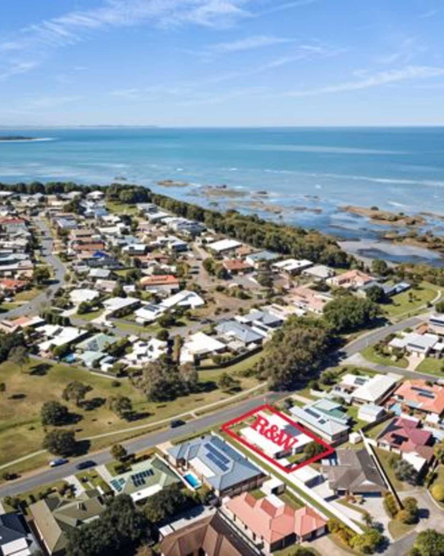 12 Avoca Esplanade Sandstone Point, Point - Thumbnail 2