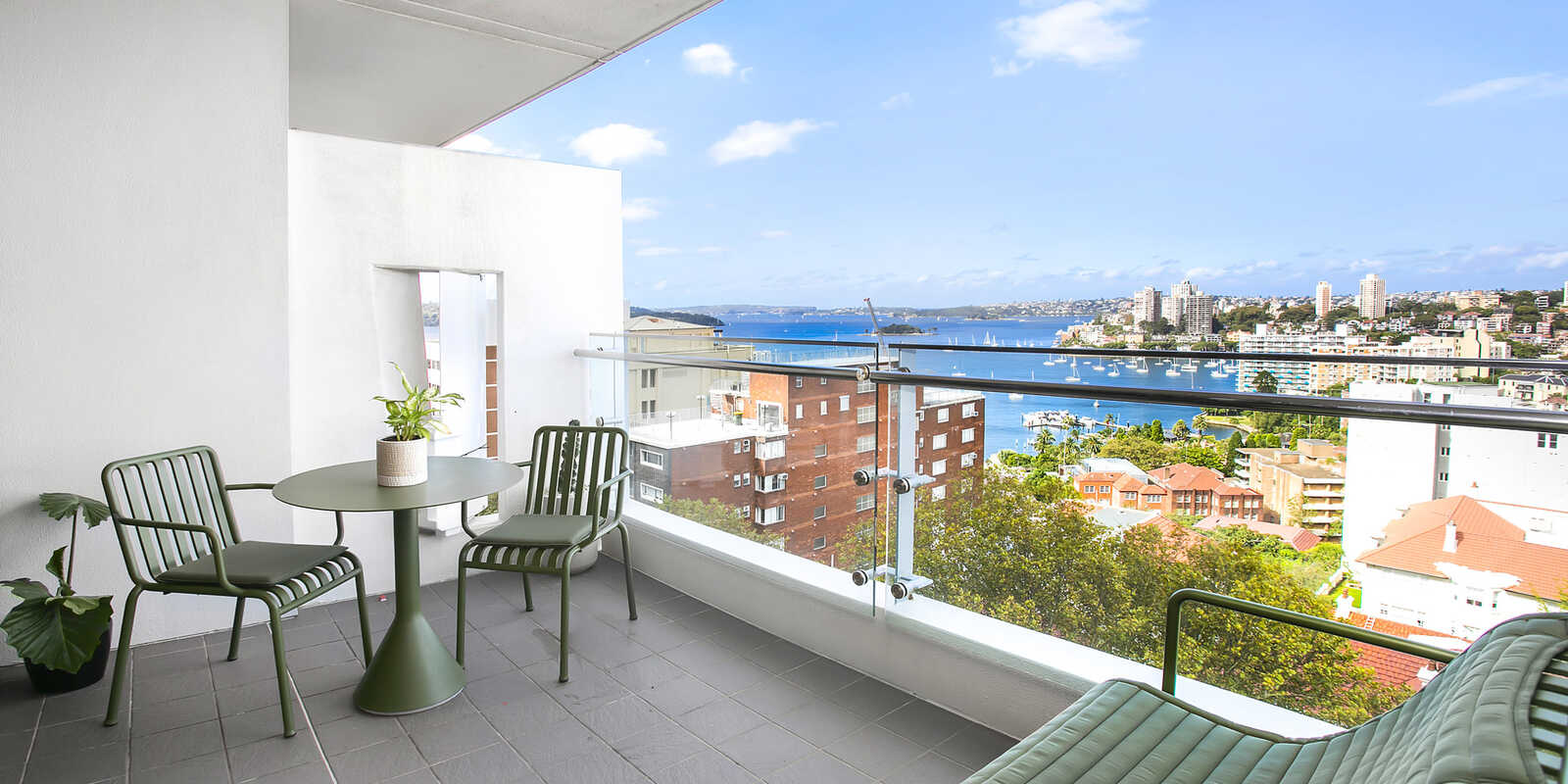 913/81 Macleay Street Potts Point 913/81 Macleay Street Potts Point
