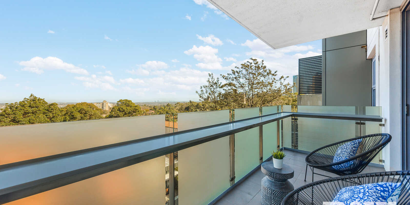 R203/220 Pacific Highway Crows Nest R203/220 Pacific Highway Crows Nest