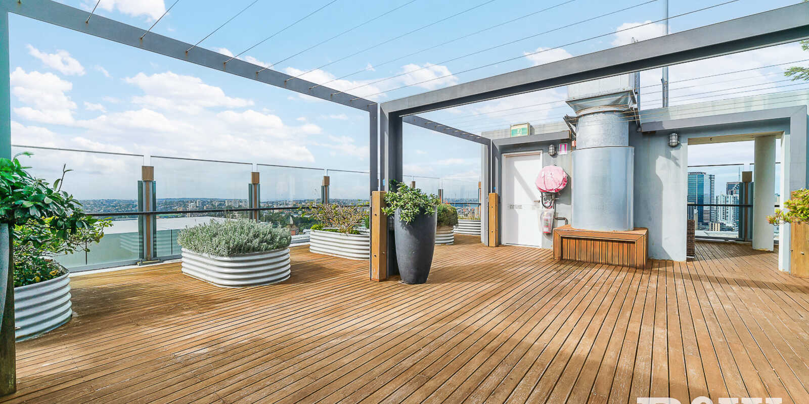 R203/220 Pacific Highway Crows Nest R203/220 Pacific Highway Crows Nest