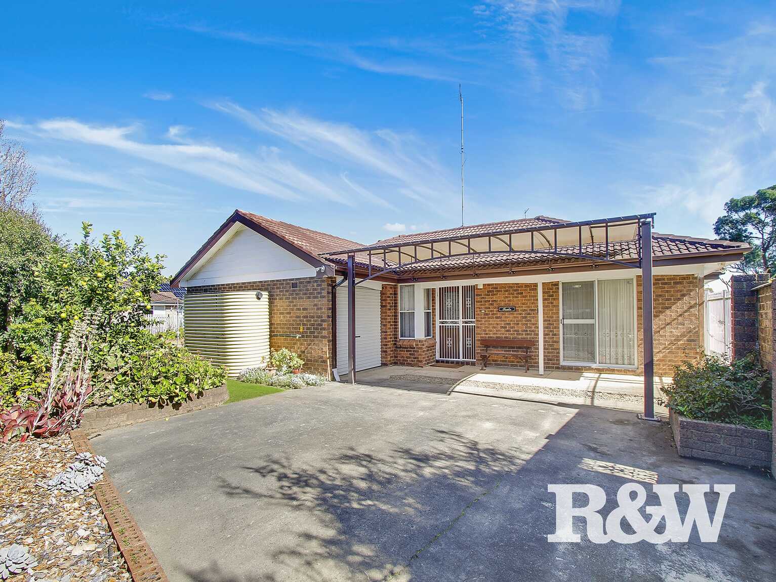8 Garrick Road St Clair 8 Garrick Road St Clair