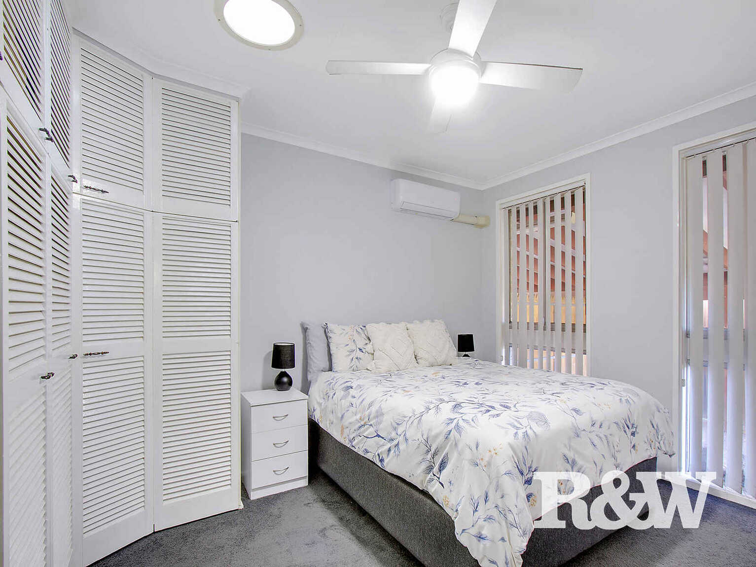 37 Shakespeare Drive St Clair 37 Shakespeare Drive St Clair