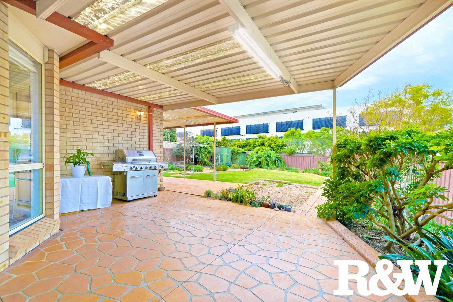 65 Eskdale Street Minchinbury