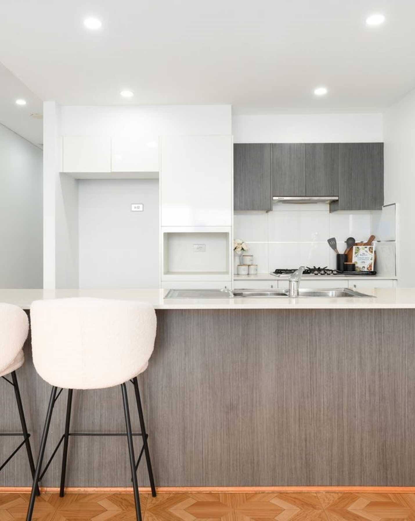 406/4 Broughton Street Canterbury, Canterbury - Thumbnail 2