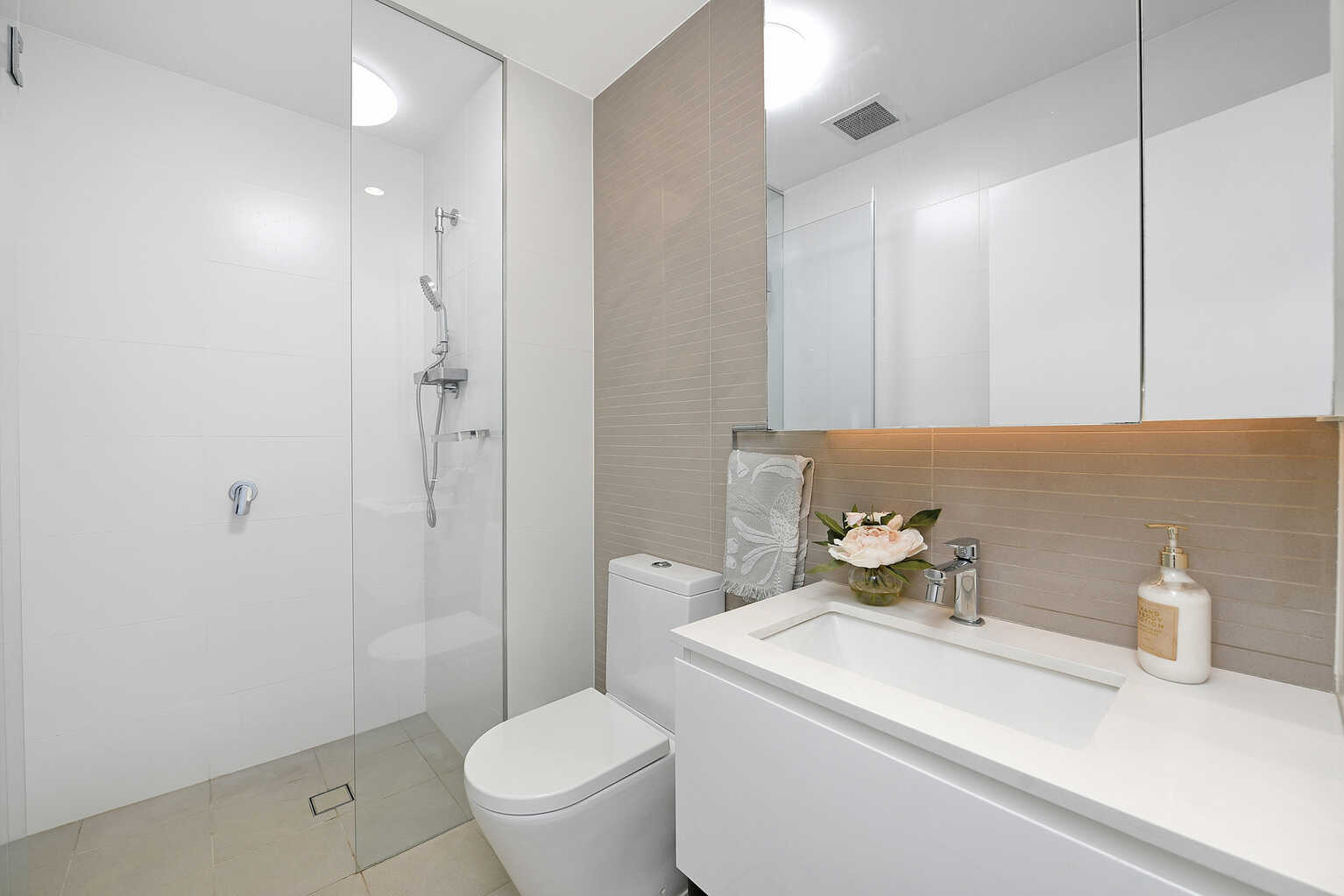 905/7 Magdalene Terrace Wolli Creek 905/7 Magdalene Terrace Wolli Creek
