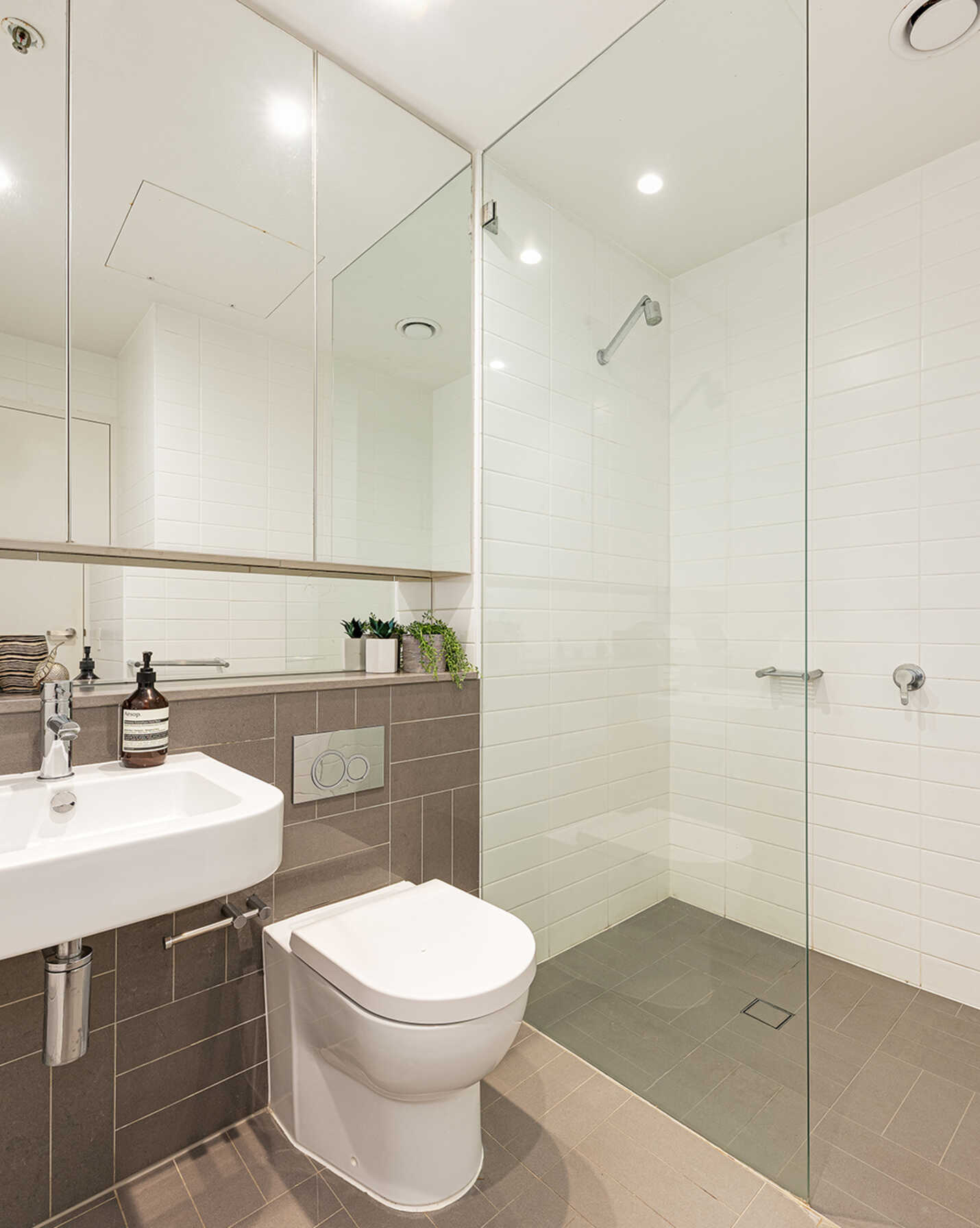 208/138 Walker Street North Sydney, Sydney - Thumbnail 6