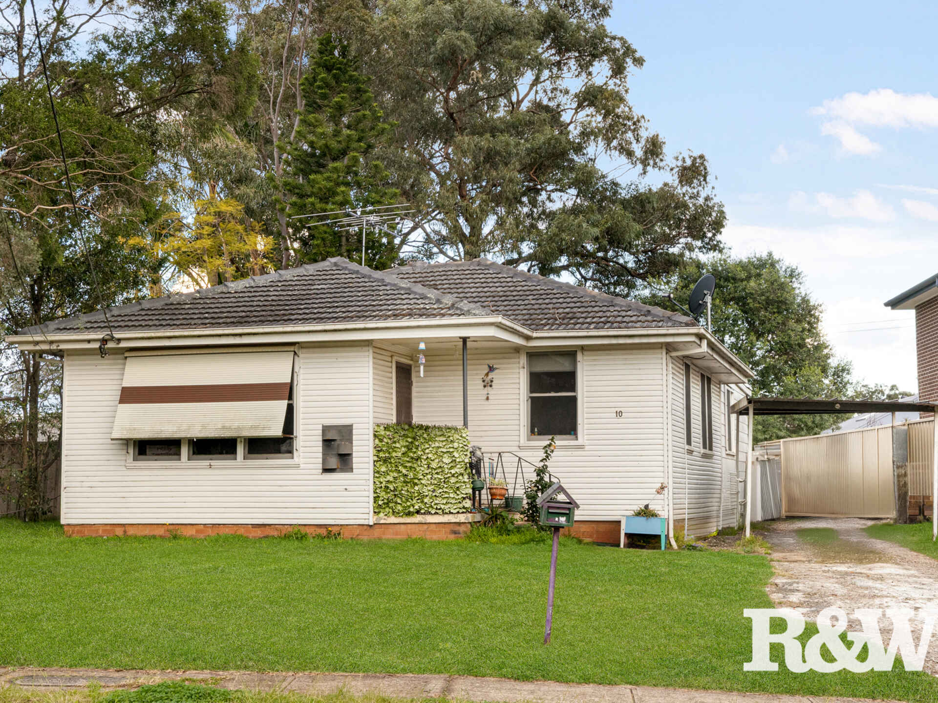 10 Cedar Crescent North St Marys