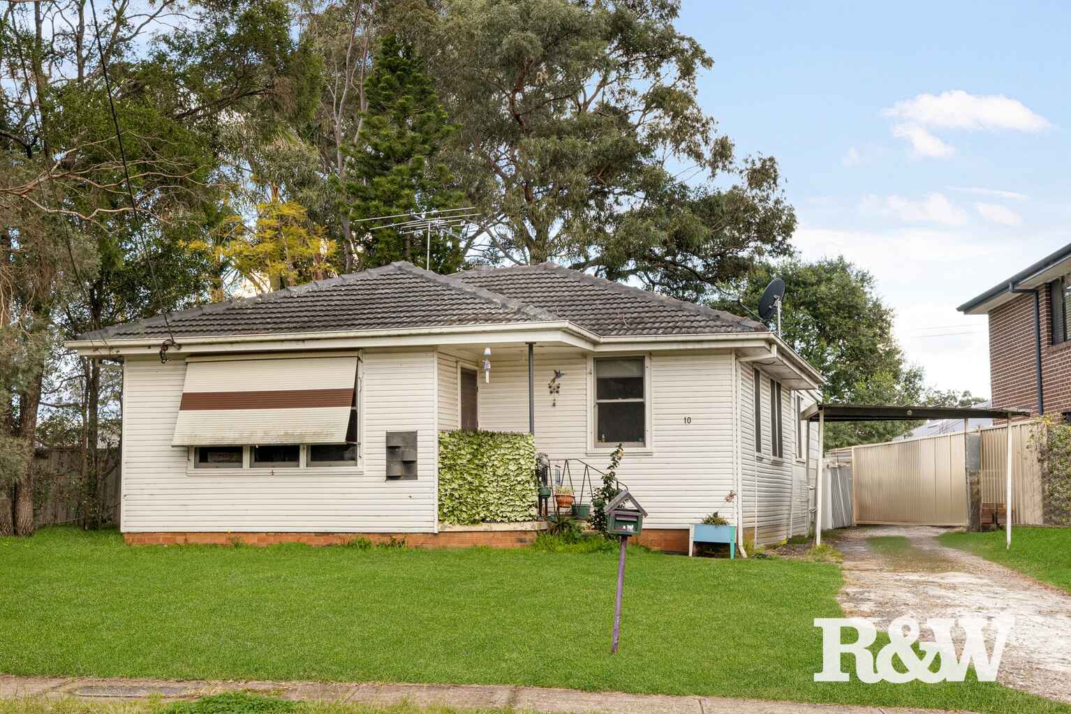 10 Cedar Crescent North St Marys