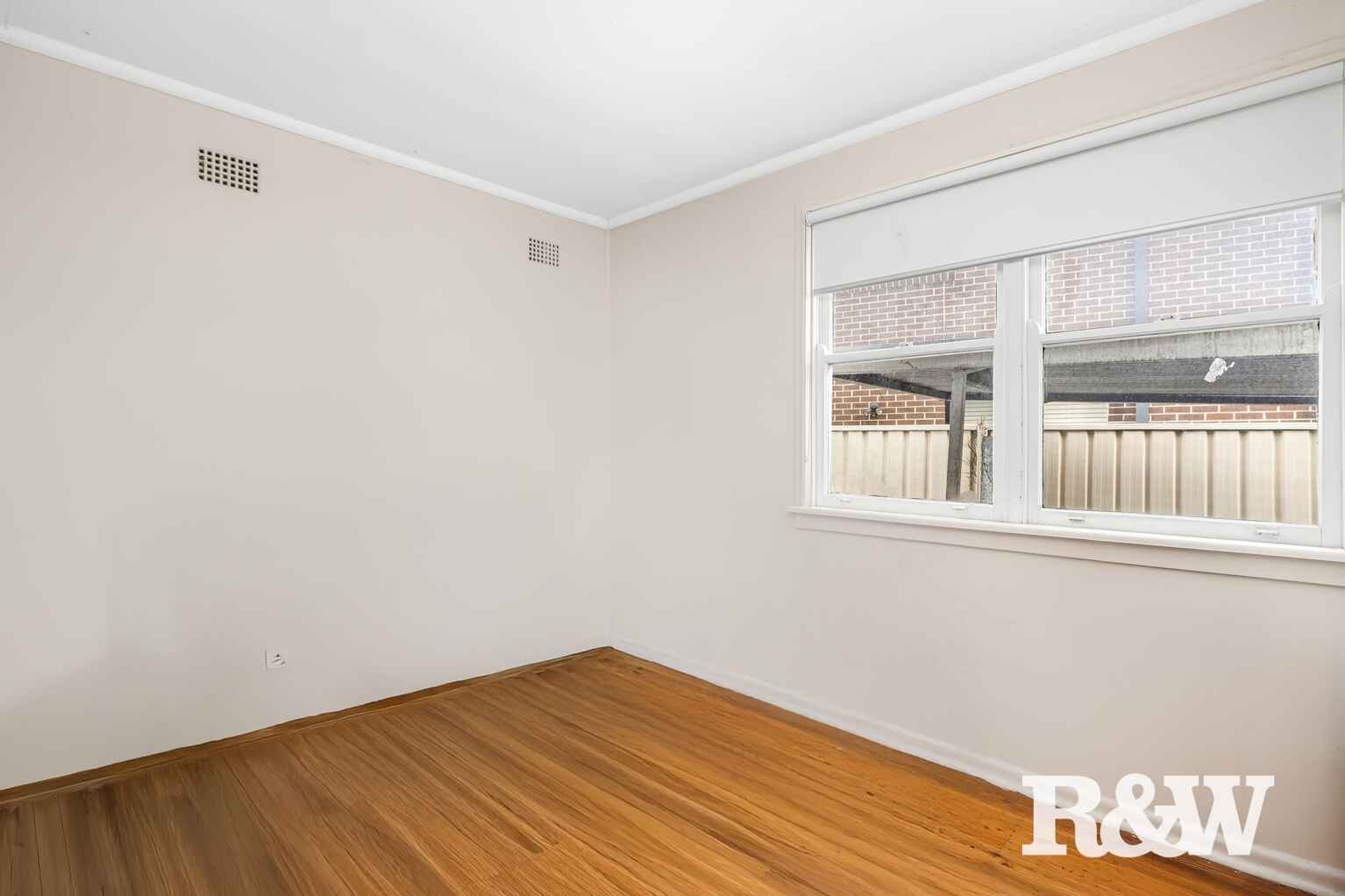 10 Cedar Crescent North St Marys