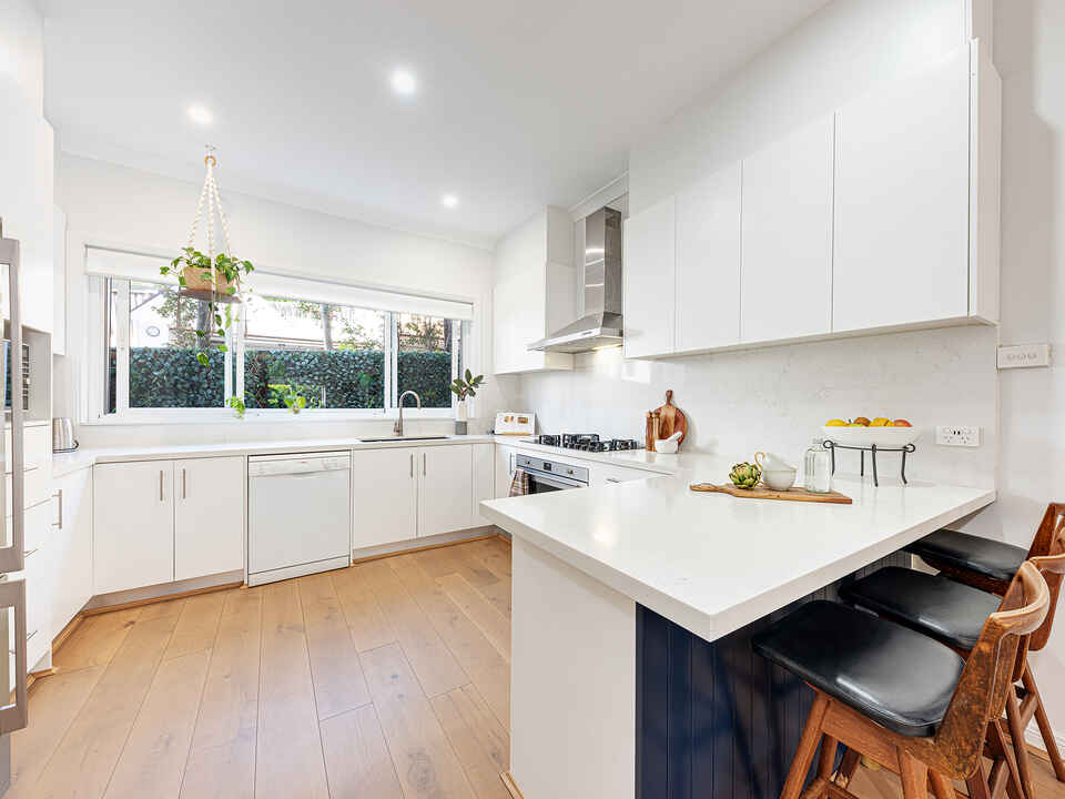 52 Kameruka Road Northbridge