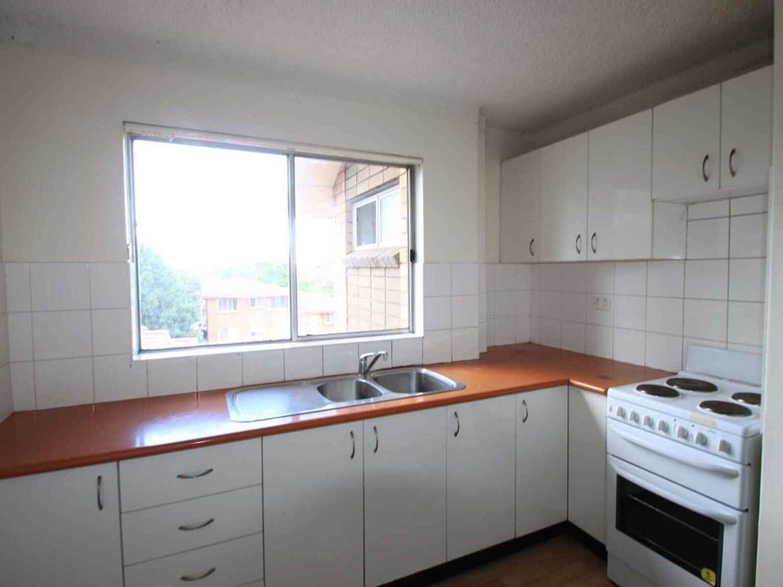 11/11-13 Tavistock Road Homebush West
