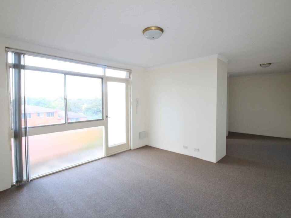 11/11-13 Tavistock Road Homebush West