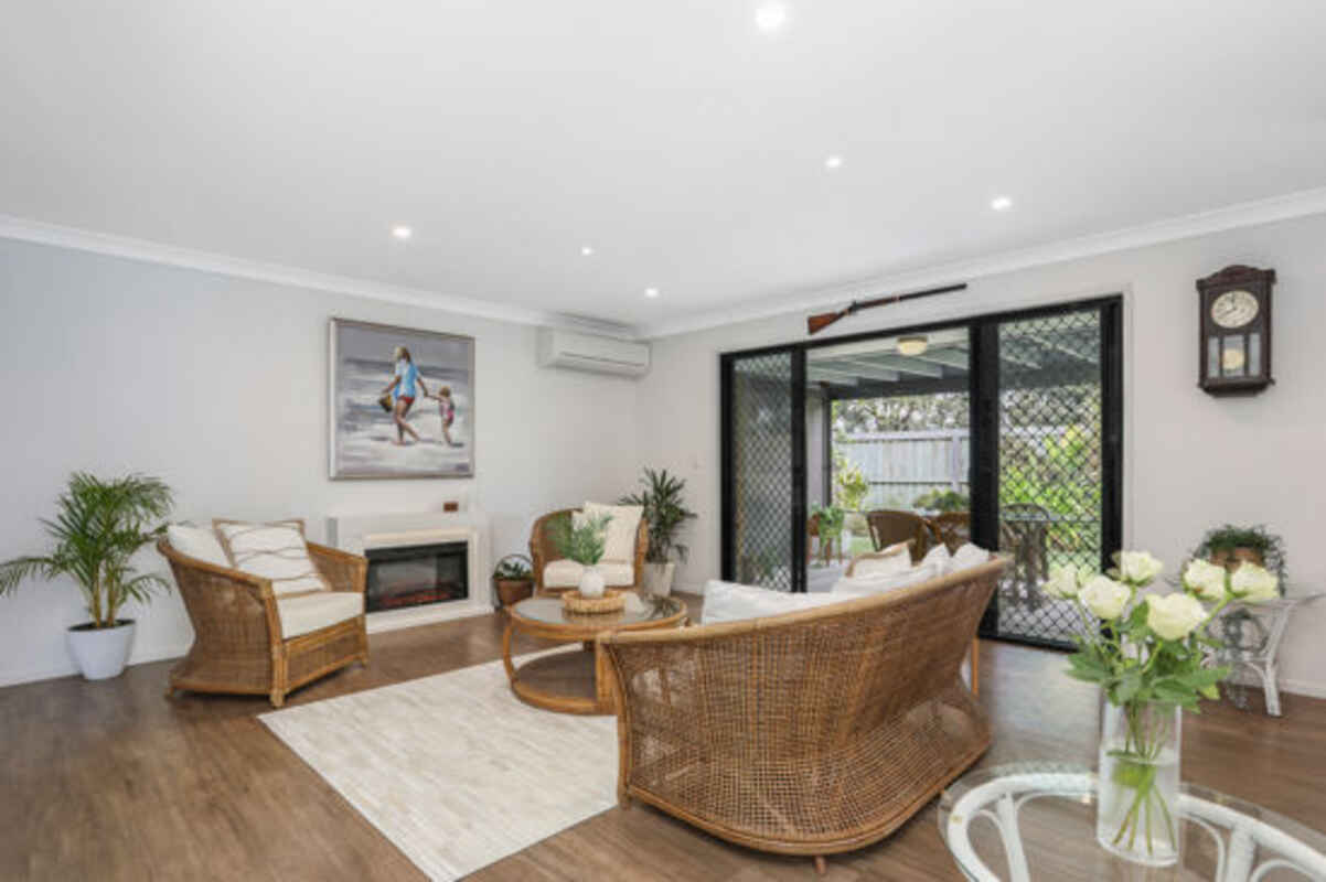 5 Sandpiper Court Sandstone Point 5 Sandpiper Court Sandstone Point