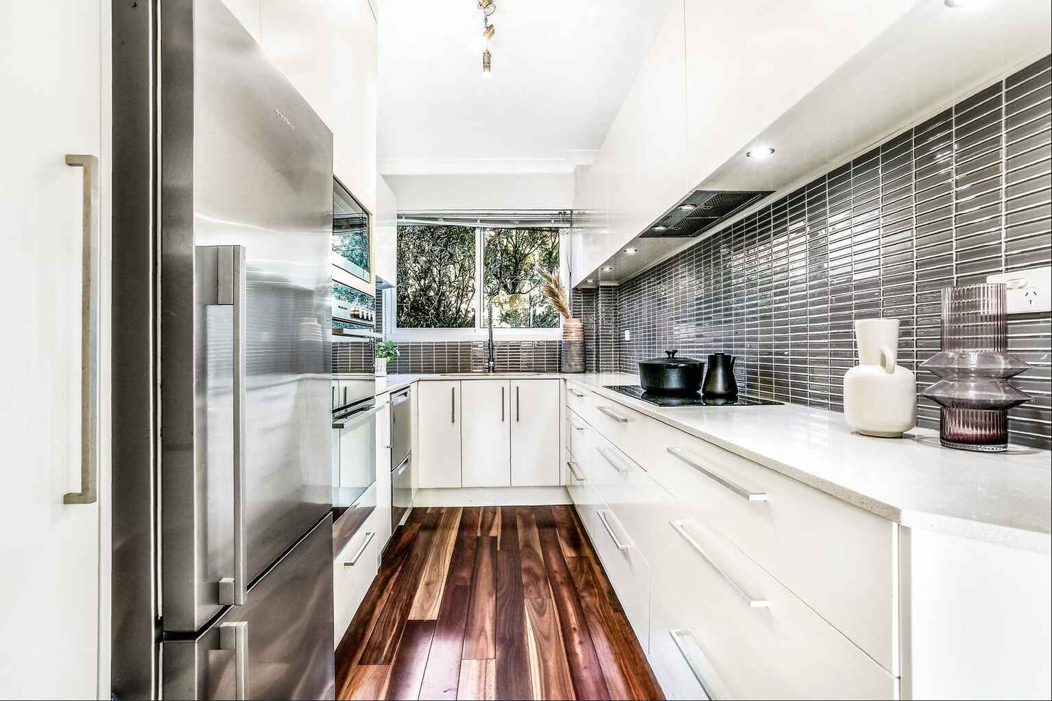 11/13-19 Glen Street Bondi