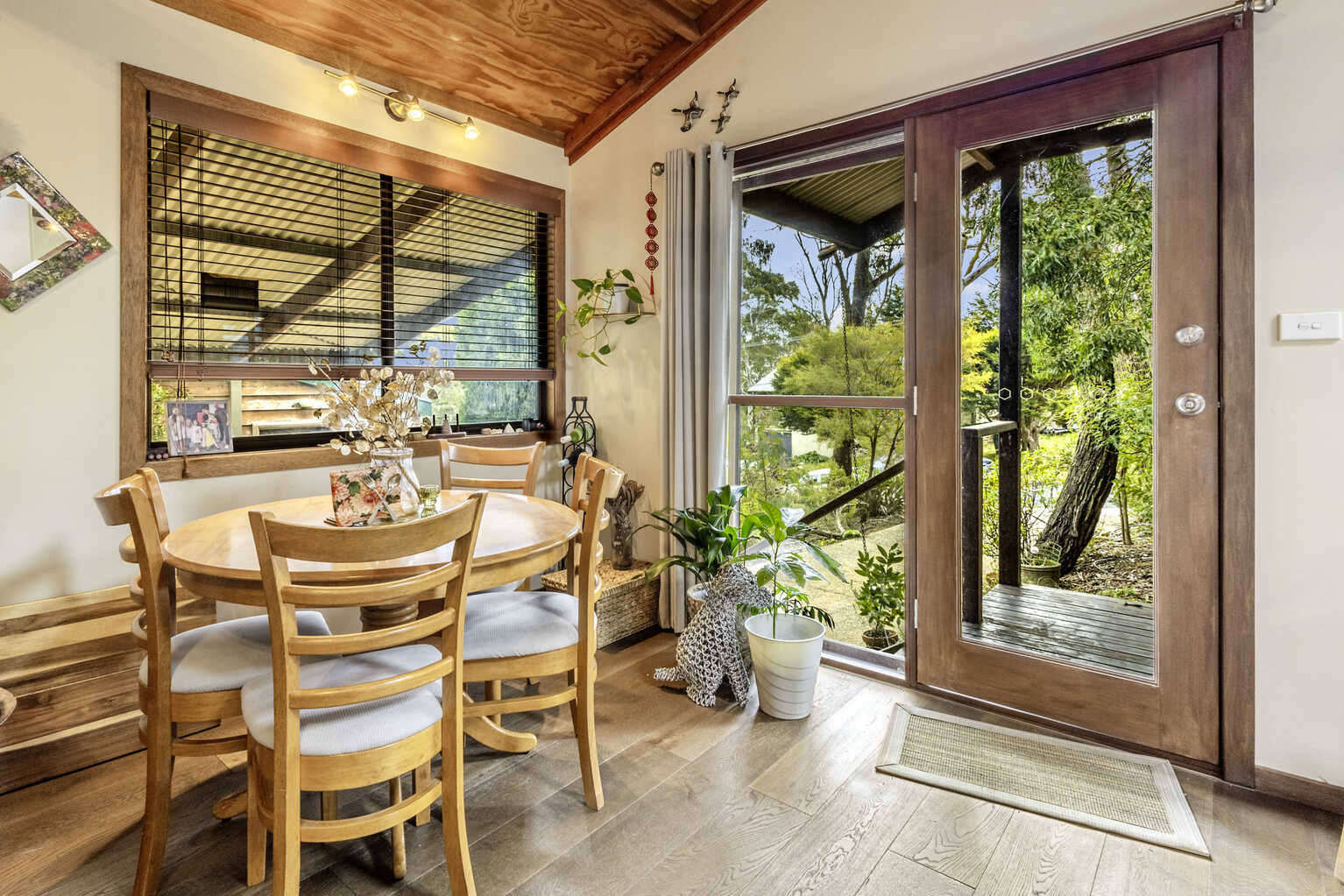 16 Grand View Road Mount Victoria