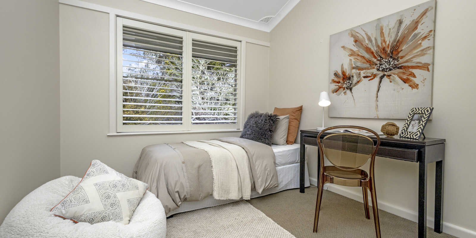 68 Brightlands Avenue Blackheath 68 Brightlands Avenue Blackheath