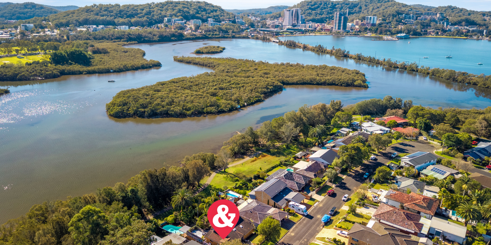 30 Matthews Parade Point Clare 30 Matthews Parade Point Clare