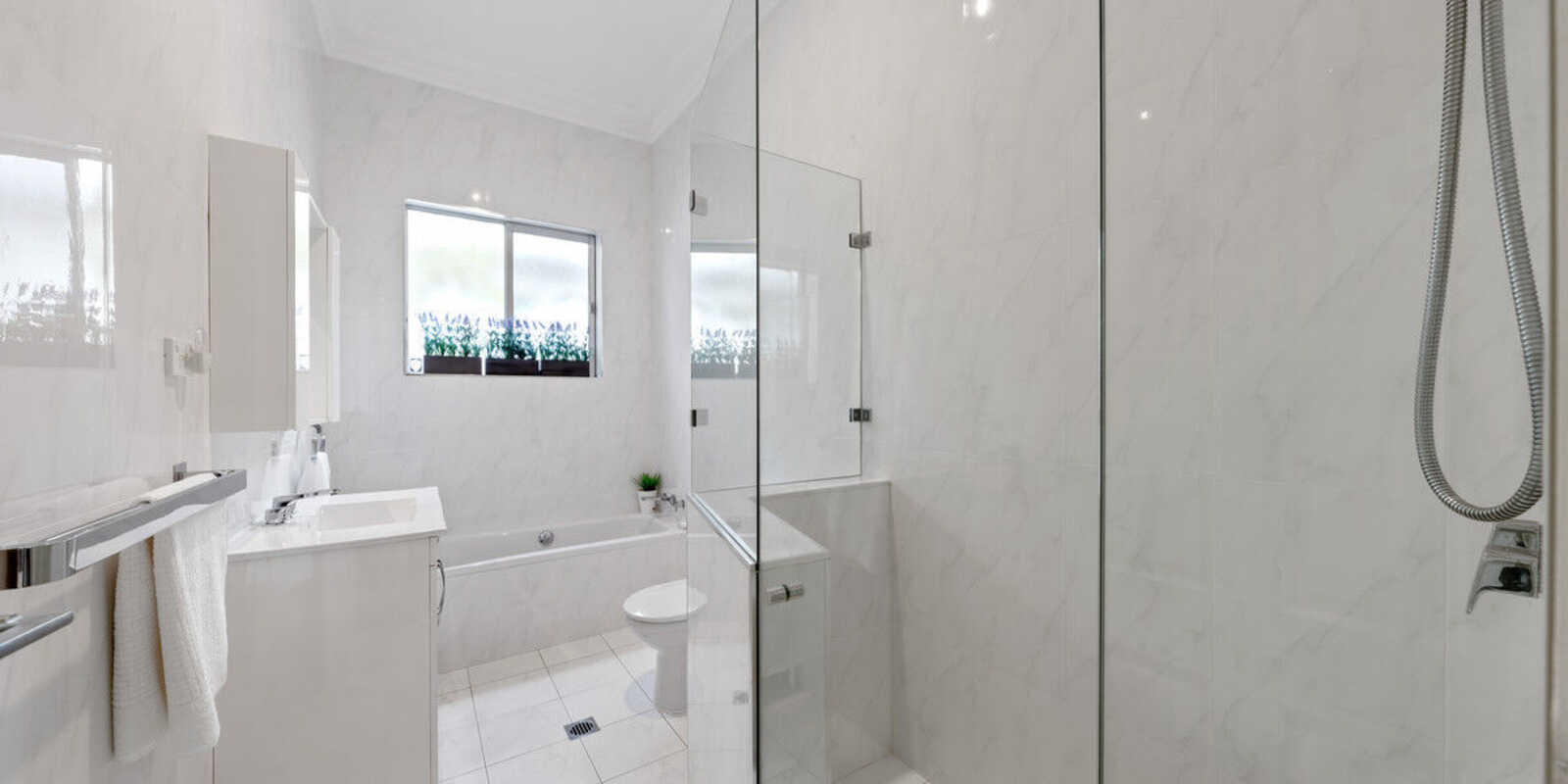 34 Allens Parade Bondi Junction 34 Allens Parade Bondi Junction
