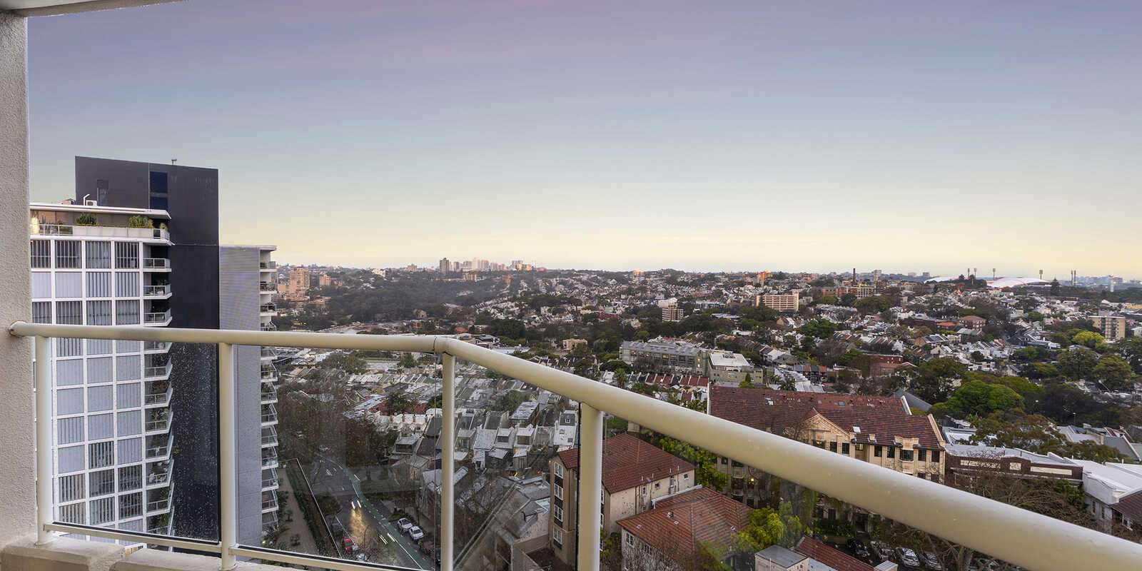 1712/1 Kings Cross Road Darlinghurst 1712/1 Kings Cross Road Darlinghurst
